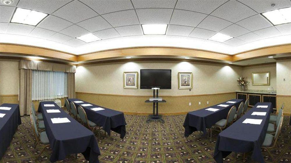 Holiday Inn Express Hotel And Suites Fort Worth/I-20 מראה חיצוני תמונה