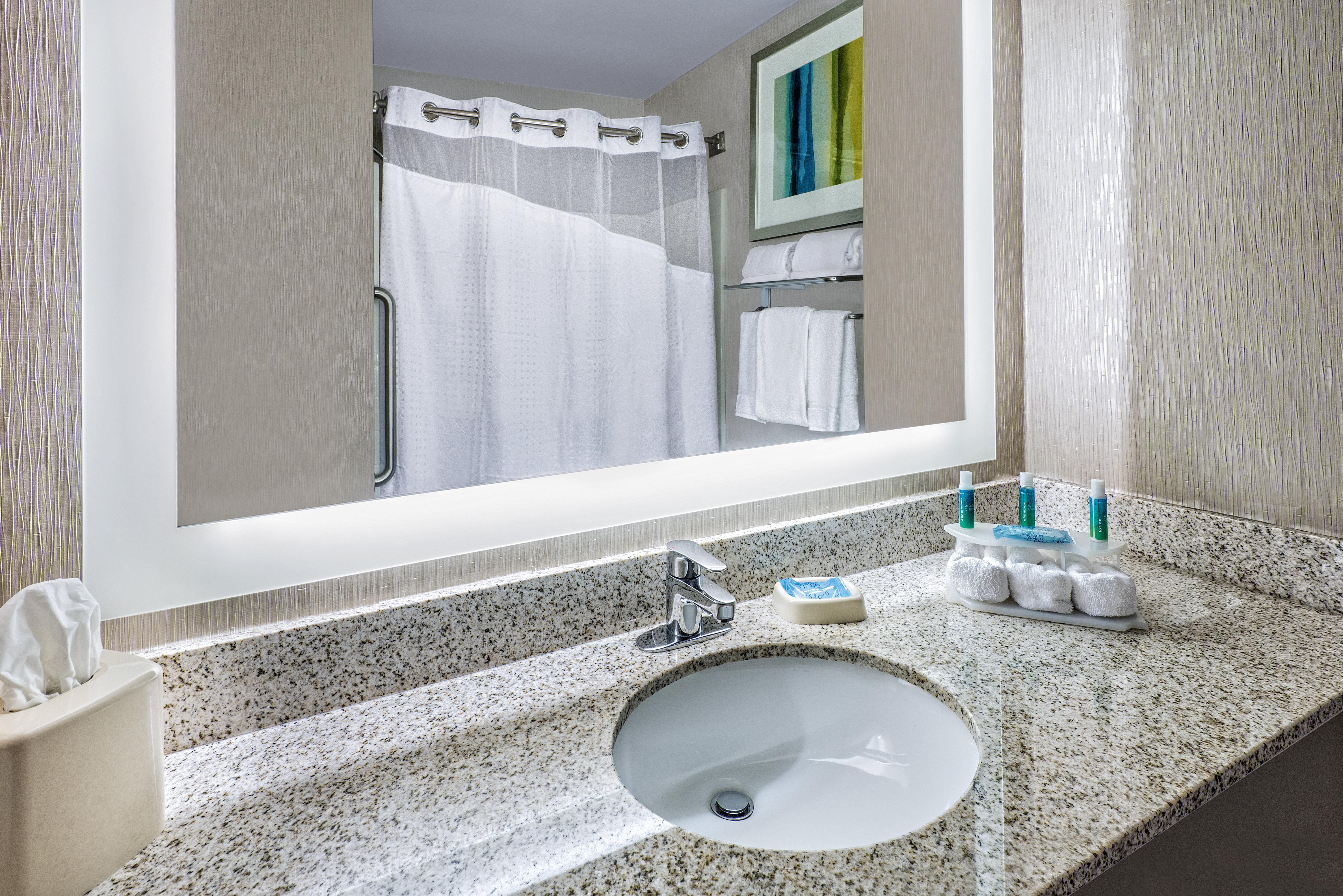 Holiday Inn Express Hotel And Suites Fort Worth/I-20 מראה חיצוני תמונה