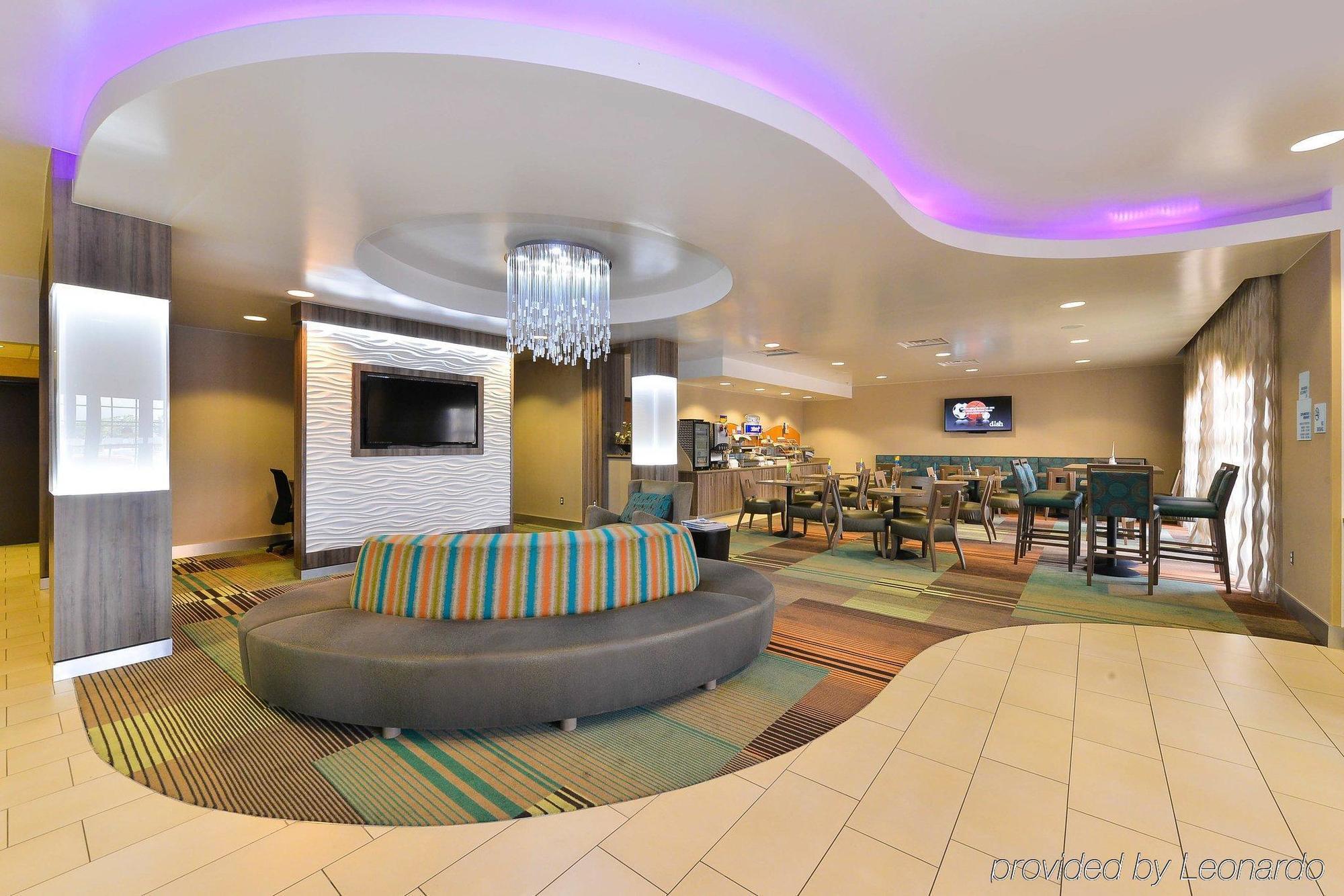 Holiday Inn Express Hotel And Suites Fort Worth/I-20 מראה חיצוני תמונה