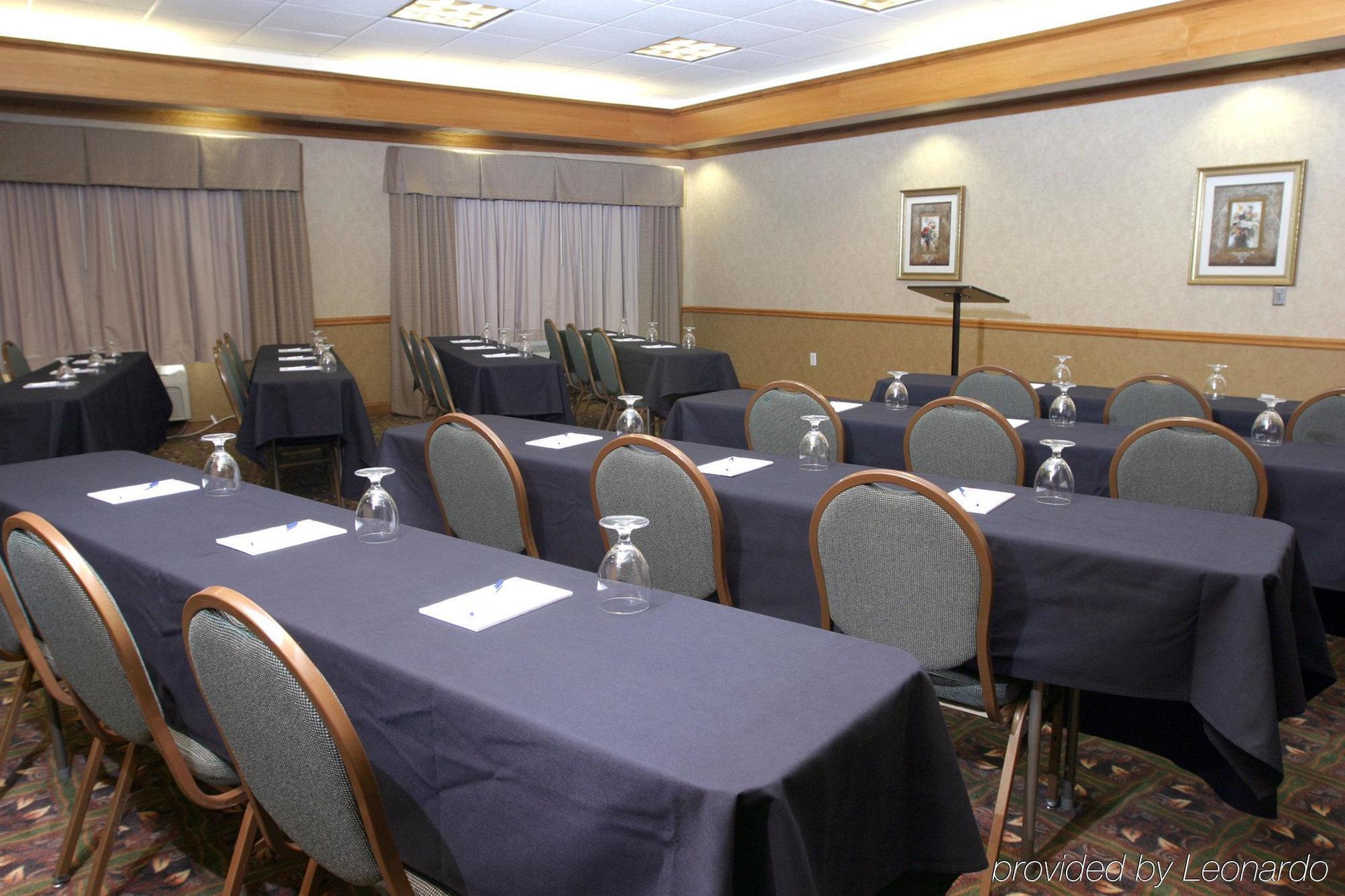 Holiday Inn Express Hotel And Suites Fort Worth/I-20 מראה חיצוני תמונה