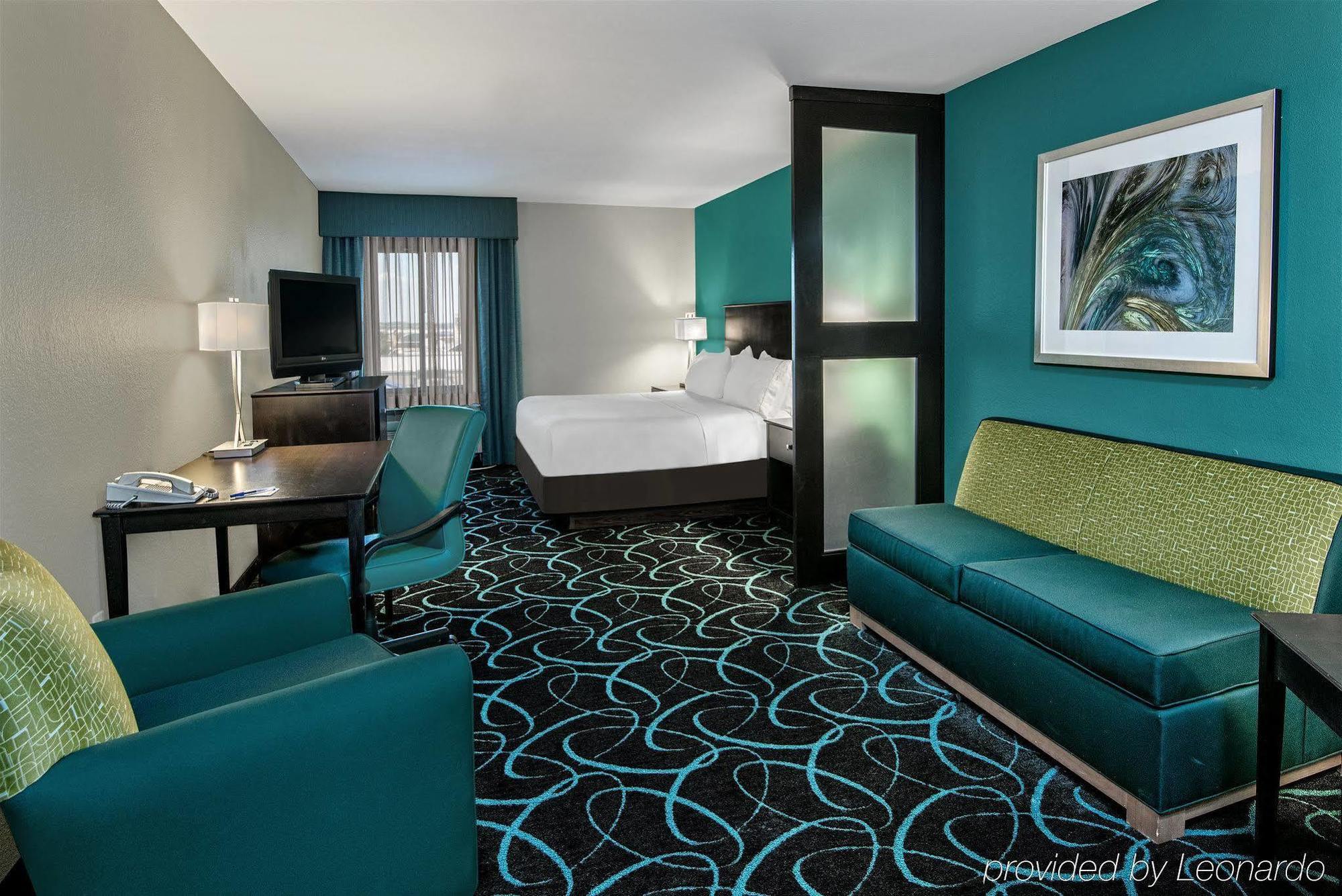 Holiday Inn Express Hotel And Suites Fort Worth/I-20 מראה חיצוני תמונה
