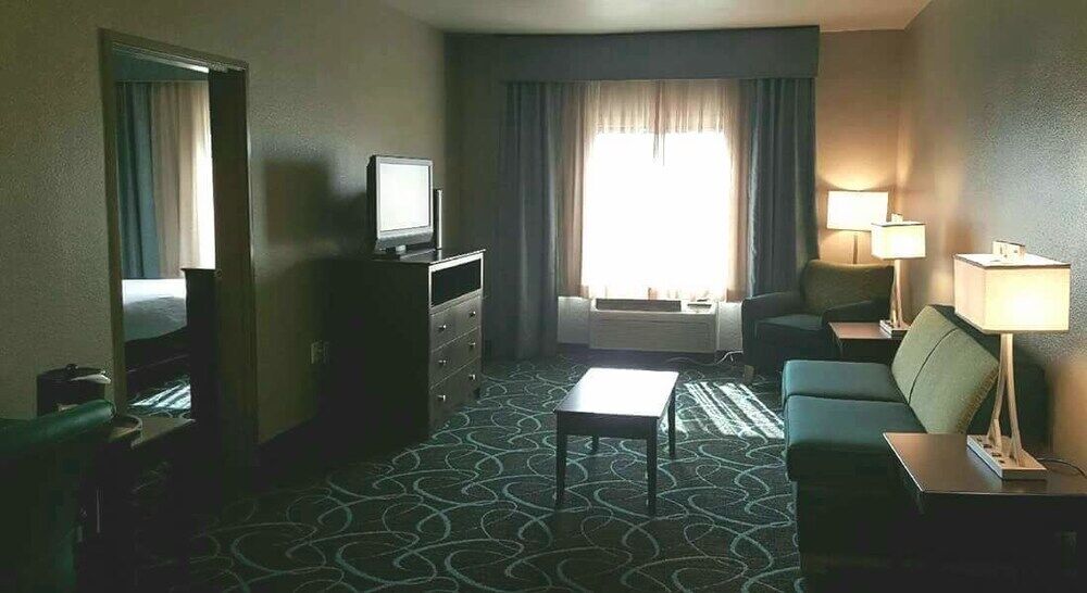 Holiday Inn Express Hotel And Suites Fort Worth/I-20 מראה חיצוני תמונה